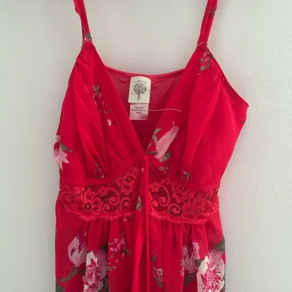 Floral Slip - Picture 3 of 6